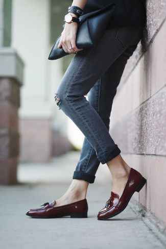 What to Wear with Heeled Loafers: Top 10 Outfit Ideas