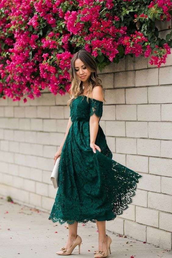 Green lace gown with a golden touch